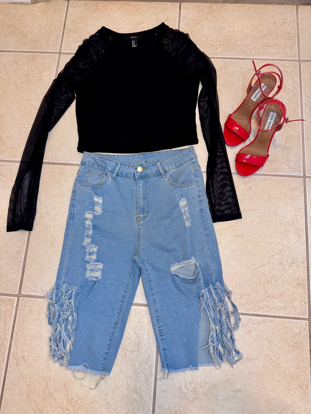 Women’s Distressed Blue Fringe Knee-Length Jeans